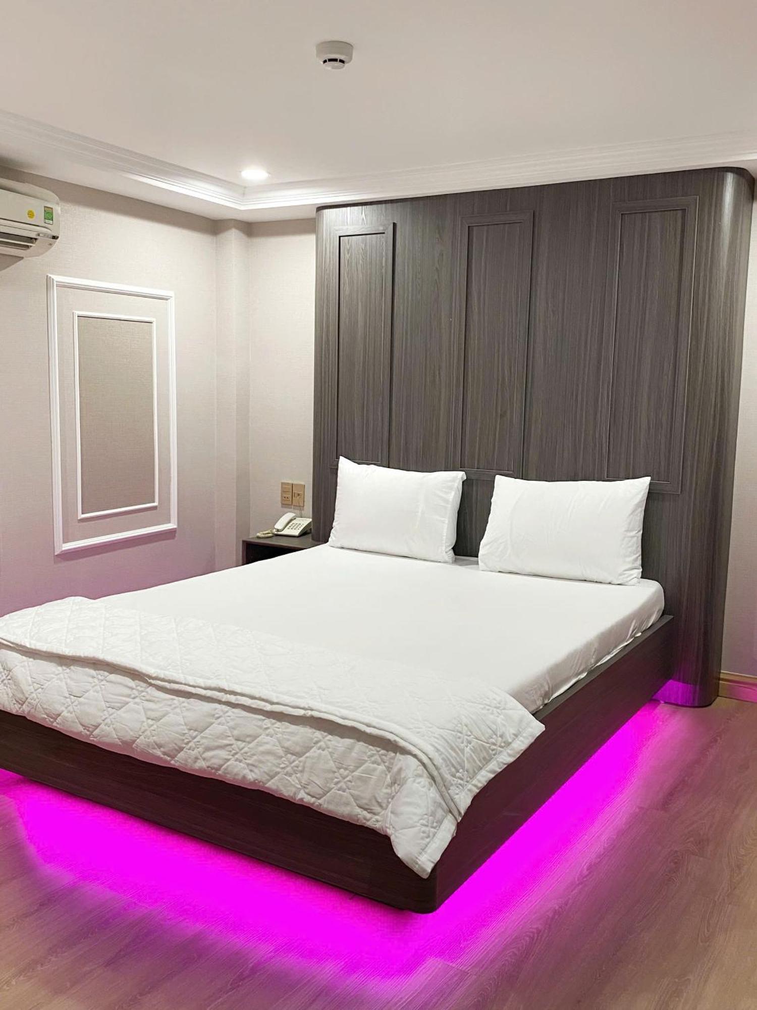 Thanh Binh Premium Hotel Ho Chi Minh City Exterior photo
