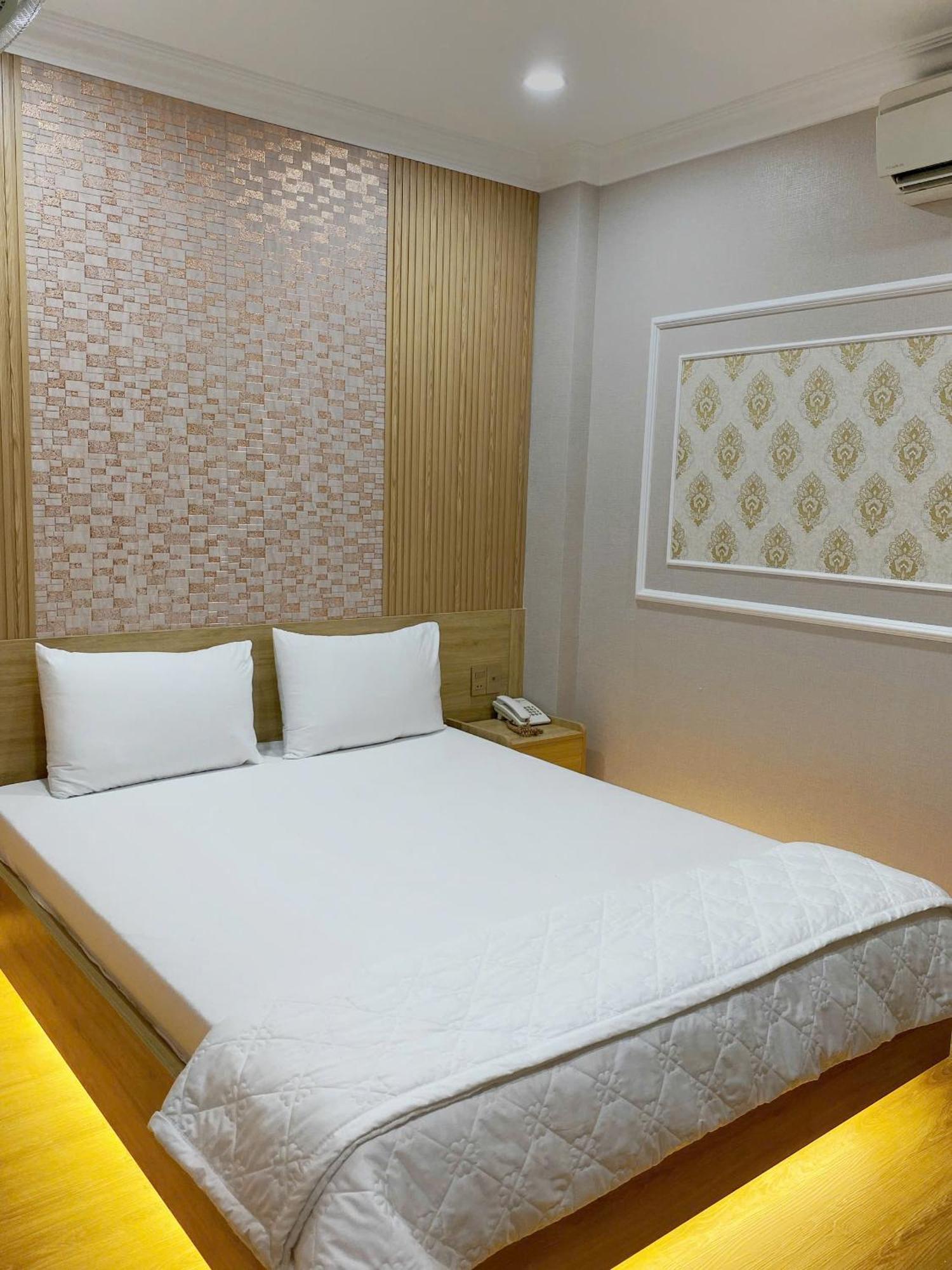 Thanh Binh Premium Hotel Ho Chi Minh City Exterior photo